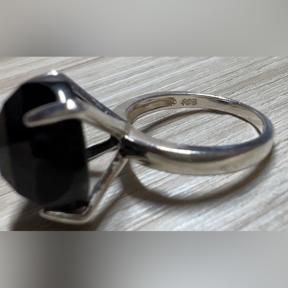 Vintage Handmade Modernist Sterling Silver Prong-Set Black Agate Ring, Size 6.75 - Picture 7 of 11